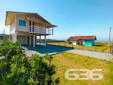 Sobrado com 3 Quartos à venda, 125m² no Praia do Ervino, São Francisco do Sul