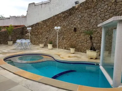 Casa de Condomínio com 3 Quartos à venda, 330m² no Piratininga, Niterói