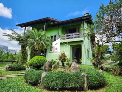 Casa com 3 Quartos à venda, 265m² no Bela Vista, Caxias do Sul