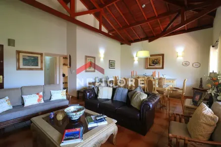 Casa com 3 Quartos à venda, 210m² no Balneário Stella Maris, Peruíbe