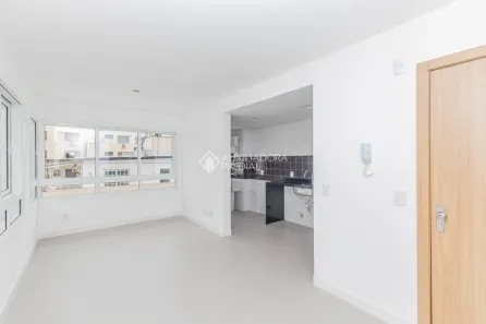 Apartamento com 2 Quartos para alugar, 62m² no Mont Serrat, Porto Alegre