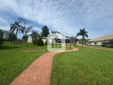 Casa de Condomínio com 5 Quartos para alugar, 600m² no Morada do Sol, Uberlândia