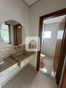 Casa de Condomínio com 3 Quartos para alugar, 330m² no Nova Uberlândia, Uberlândia