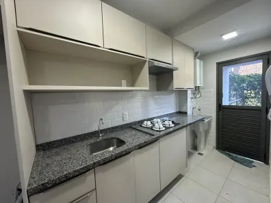 Apartamento com 3 Quartos para alugar, 81m² no Aurora, Londrina