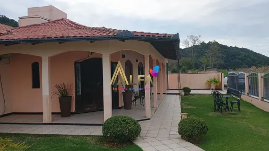 Casa com 3 Quartos à venda, 182m² no Gravatá, Penha