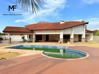 Casa com 4 Quartos à venda, 454m² no Santos Dumont, Três Lagoas