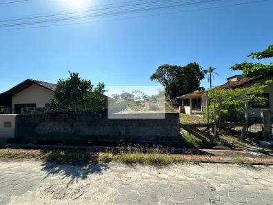 Lote/Terreno à venda, 420m² no Praia do Ervino, São Francisco do Sul