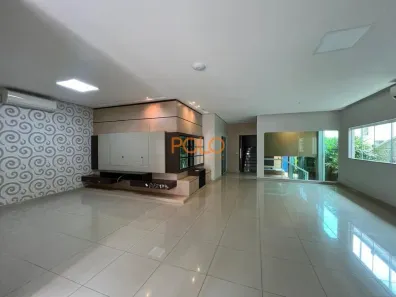 Casa com 3 Quartos para alugar, 273m² no Gávea, Uberlândia