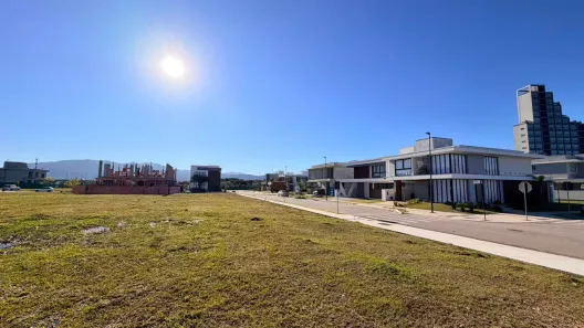 Lote/Terreno à venda, 360m² no Perequê, Porto Belo