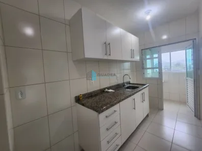 Apartamento com 2 Quartos para alugar, 75m² no Agronômica, Florianópolis