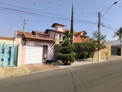Sobrado com 3 Quartos à venda, 350m² no Parque Santa Marta, São Carlos