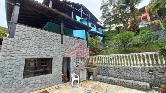 Casa de Condomínio com 4 Quartos para alugar, 541m² no Badu, Niterói