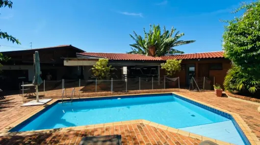 Casa com 3 Quartos à venda, 700m² no Centro, Araraquara