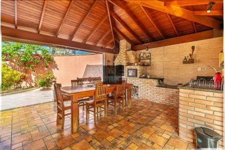Sobrado com 3 Quartos à venda, 197m² no Jardim Canuto Borges, Taubaté