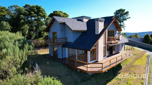 Casa com 3 Quartos à venda, 250m² no Alto do Capivari, Campos do Jordão