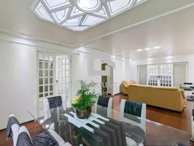 Sobrado com 4 Quartos à venda, 500m² no Campestre, Santo André