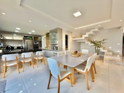 Casa de Condomínio com 3 Quartos à venda, 450m² no São Pedro, Juiz de Fora