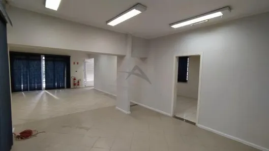 Imóvel Comercial com 6 Quartos para alugar, 244m² no Jardim Proença, Campinas