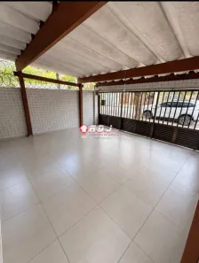 Casa com 3 Quartos à venda, 123m² no Embaré, Santos