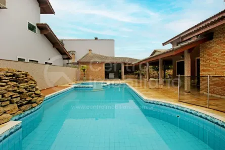 Casa de Condomínio com 5 Quartos à venda, 446m² no Balneario Samburá, Peruíbe