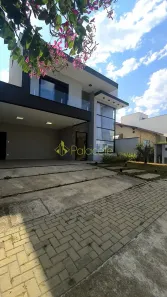 Casa de Condomínio com 3 Quartos à venda, 235m² no Piracangaguá, Taubaté