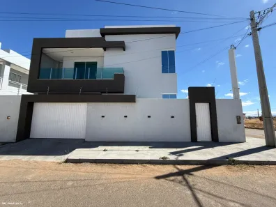 Casa com 4 Quartos à venda, 200m² no Guanambi, Guanambi
