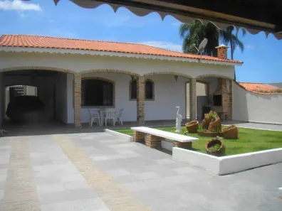 Casa com 3 Quartos à venda, 175m² no Centro, Peruíbe