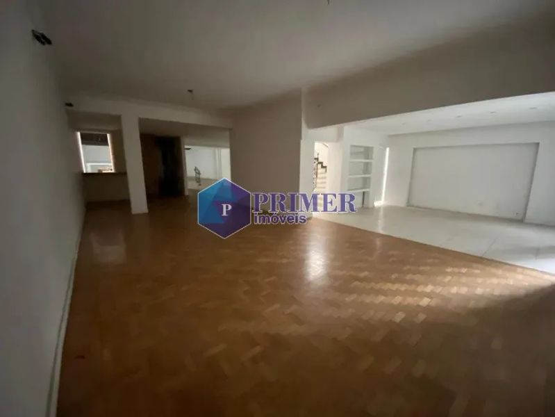 Casa com 1 quarto — Lourdes, Belo Horizonte