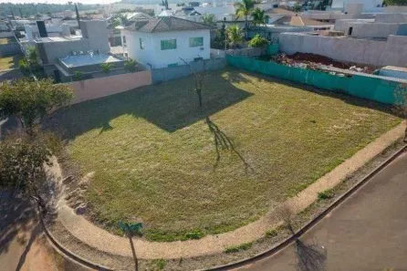 Lote/Terreno à venda, 450m² no Residencial Lago Sul, Bauru