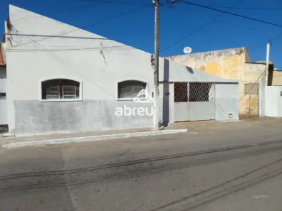 Casa com 3 Quartos à venda, 164m² no Barro Vermelho, Natal