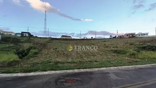 Lote/Terreno à venda, 777m² no Morada dos Nobres, Taubaté