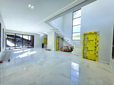 Casa de Condomínio com 4 Quartos à venda, 360m² no Ponta Negra, Manaus
