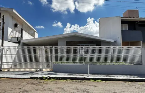 Casa com 3 Quartos à venda, 160m² no San Remo, Londrina