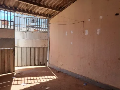 Kitnet com 2 Quartos à venda, 100m² no Samambaia Sul, Brasília