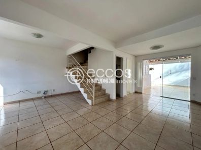 Casa de Condomínio com 3 Quartos à venda, 95m² no Jardim Sul, Uberlândia