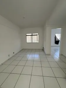 Apartamento com 1 Quarto para alugar, 56m² no Outeiro das Pedras, Itaboraí