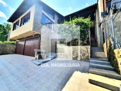 Casa com 4 Quartos à venda, 296m² no Abraão, Florianópolis
