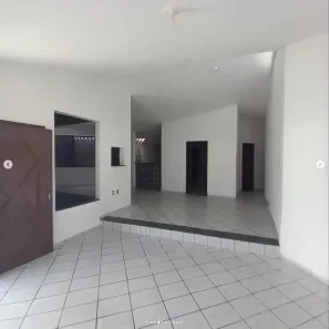 Casa com 3 Quartos para alugar, 240m² no Ponta Negra, Natal