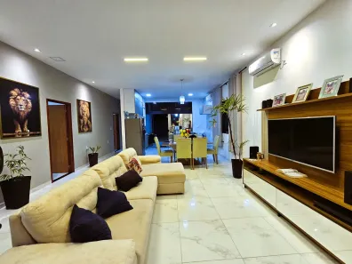 Casa de Condomínio com 3 Quartos à venda, 250m² no Ponta Negra, Manaus