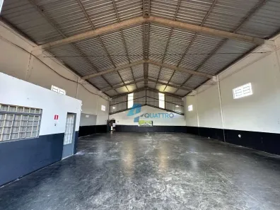 Galpão/Depósito/Armazém para alugar, 950m² no Vila Atalaia, Cambé