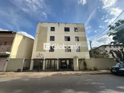 Apartamento com 3 Quartos à venda, 80m² no Cidade Nova, Montes Claros