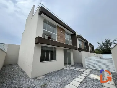 Casa com 2 Quartos à venda, 93m² no Recreio, Rio das Ostras