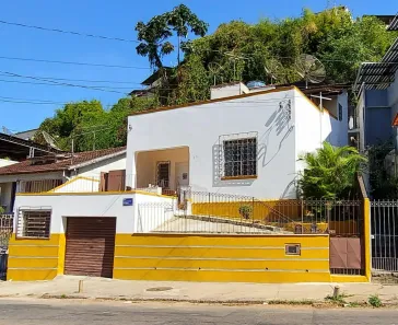 Casa com 5 Quartos à venda, 130m² no Grajaú, Juiz de Fora