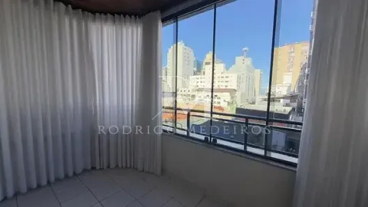Apartamento com 3 Quartos à venda, 135m² no Centro, Florianópolis