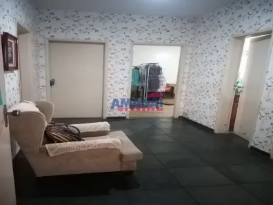 Imóvel Comercial à venda, 287m² no Jardim Pereira do Amparo, Jacareí