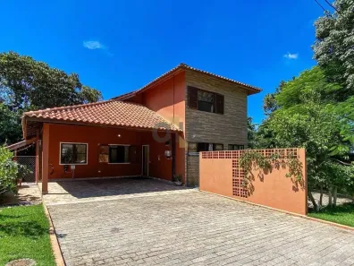 Casa de Condomínio com 4 Quartos à venda, 250m² no Granja Caiapiá, Cotia