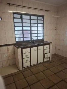 Casa com 2 Quartos para alugar, 85m² no Bosque dos Eucaliptos, São José dos Campos