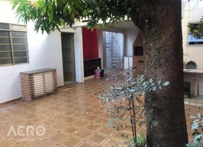 Casa com 4 Quartos à venda, 286m² no Vila Nova Cidade Universitária, Bauru