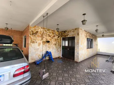 Casa com 3 Quartos à venda, 200m² no , Carmo do Cajuru