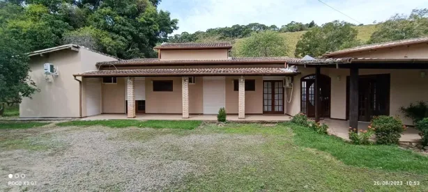 Fazenda/Sítio com 7 Quartos à venda, 600m² no Centro, Cachoeiras de Macacu